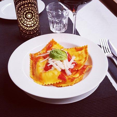 Nonna Anna Restaurant